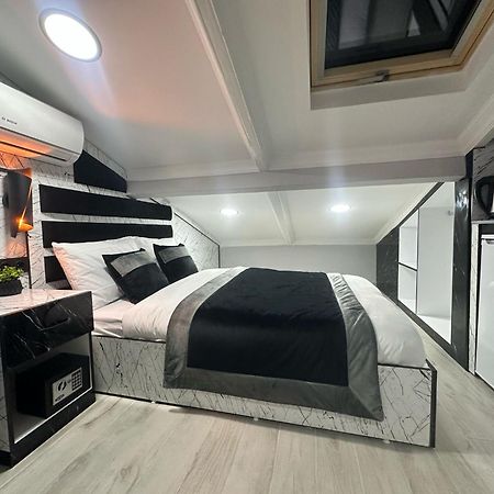 Taksim Larissa Hotel Suites Стамбул Экстерьер фото