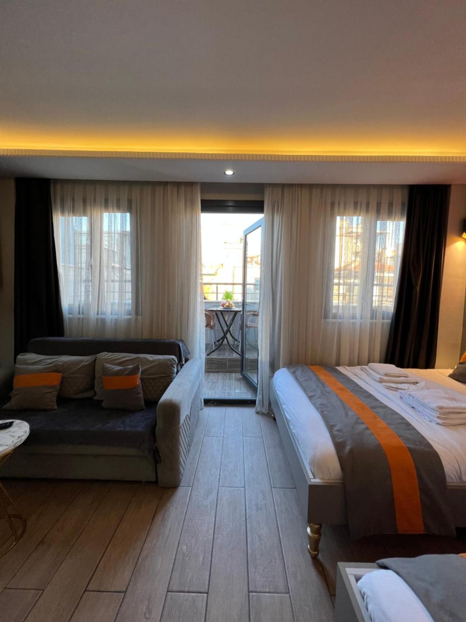 Taksim Larissa Hotel Suites Стамбул Экстерьер фото