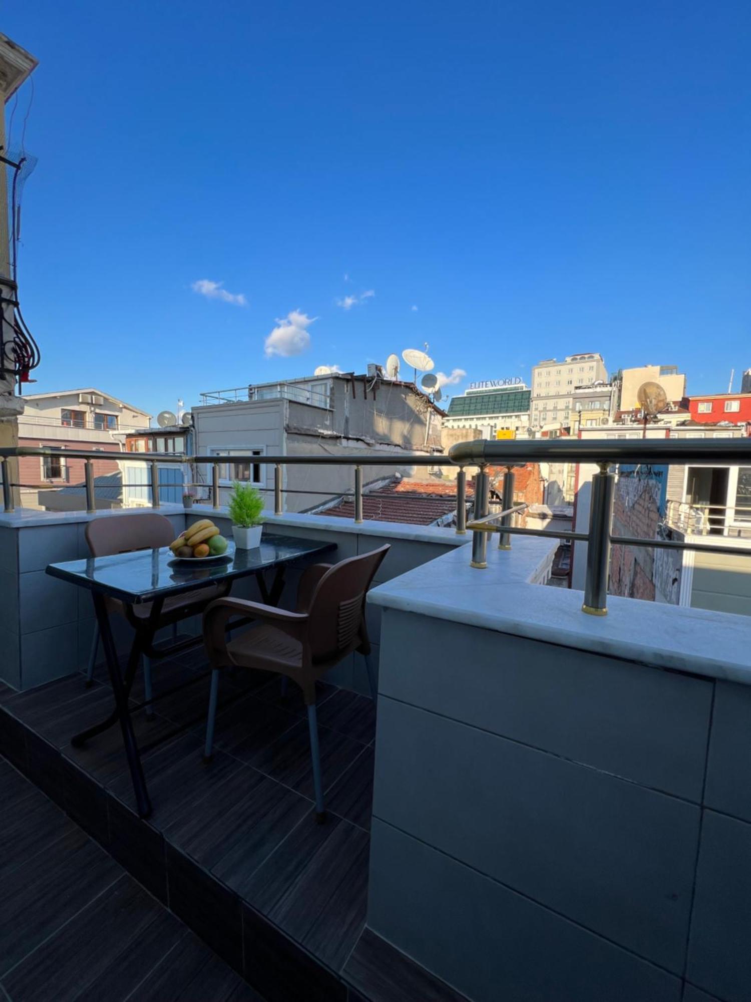 Taksim Larissa Hotel Suites Стамбул Экстерьер фото