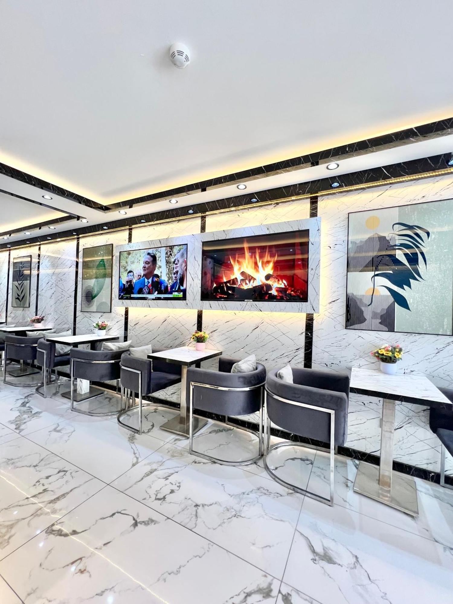 Taksim Larissa Hotel Suites Стамбул Экстерьер фото