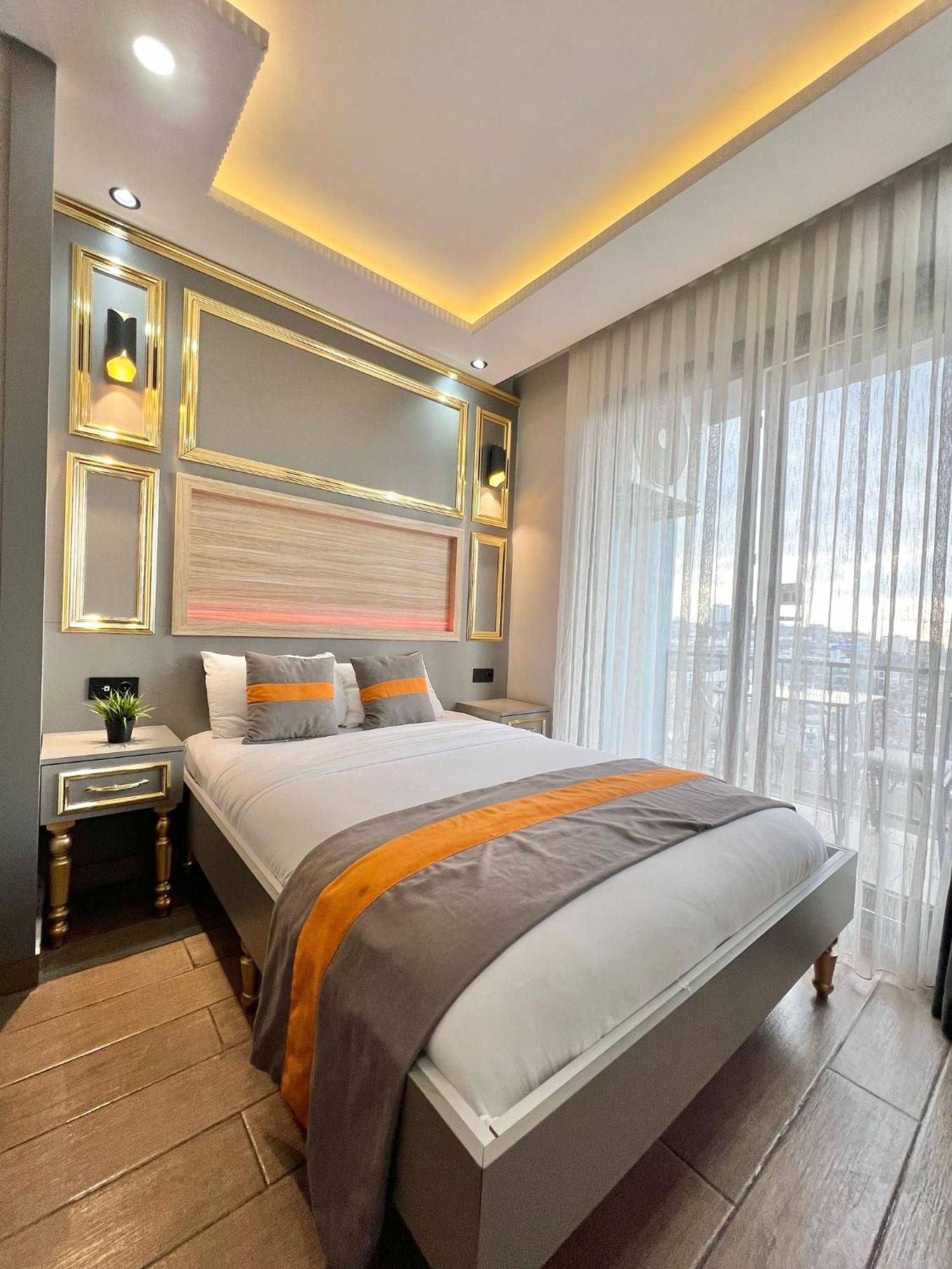 Taksim Larissa Hotel Suites Стамбул Экстерьер фото