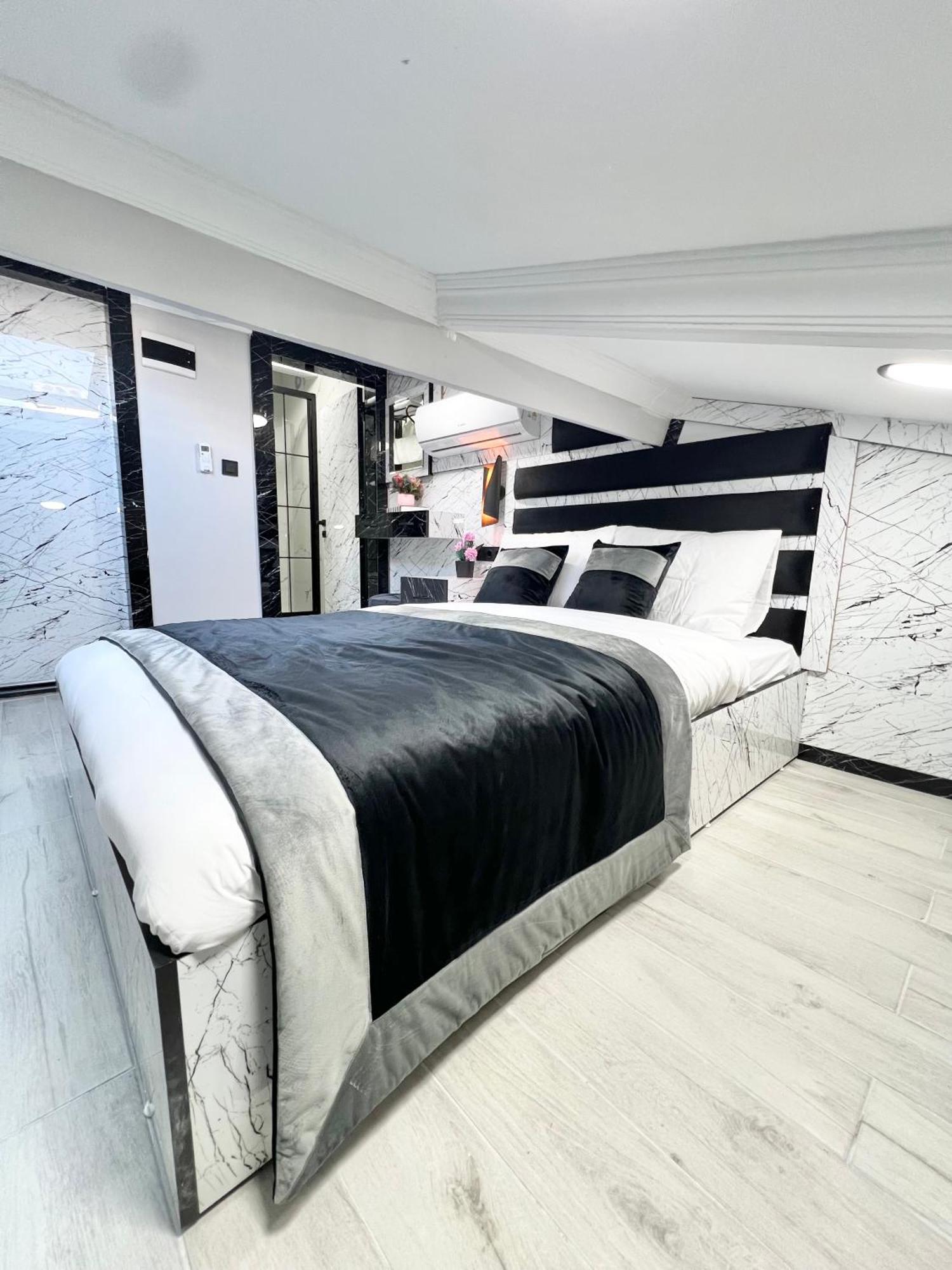 Taksim Larissa Hotel Suites Стамбул Экстерьер фото