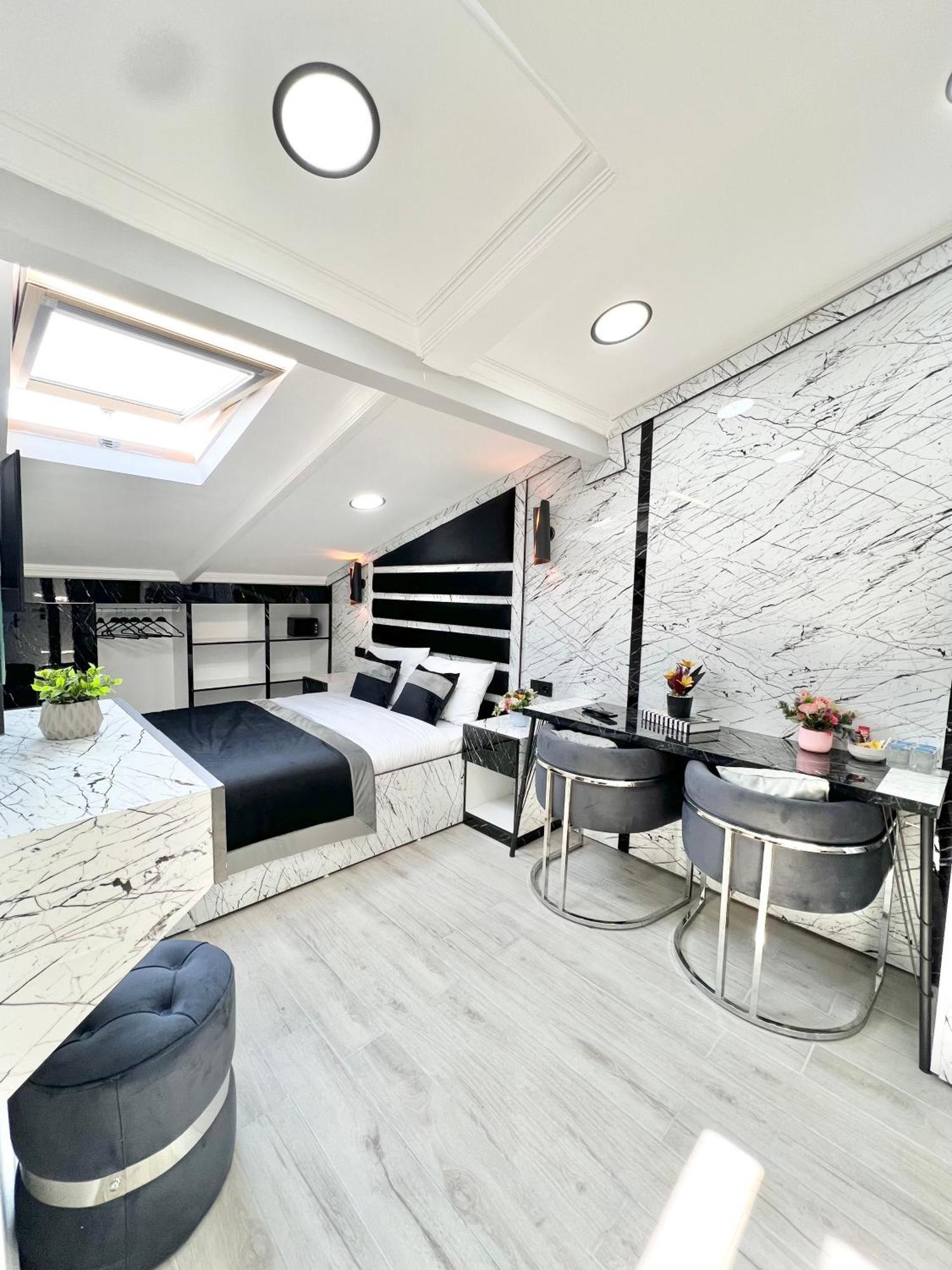 Taksim Larissa Hotel Suites Стамбул Экстерьер фото